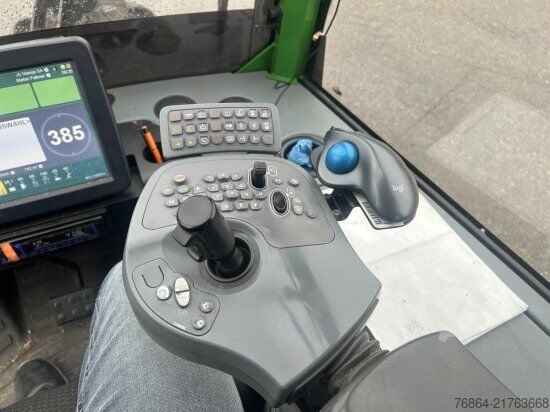 Forestry vehicle JOHN DEERE 1270G HARVESTER 8X8