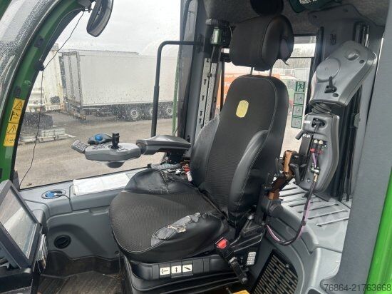 Forestry vehicle JOHN DEERE 1270G HARVESTER 8X8