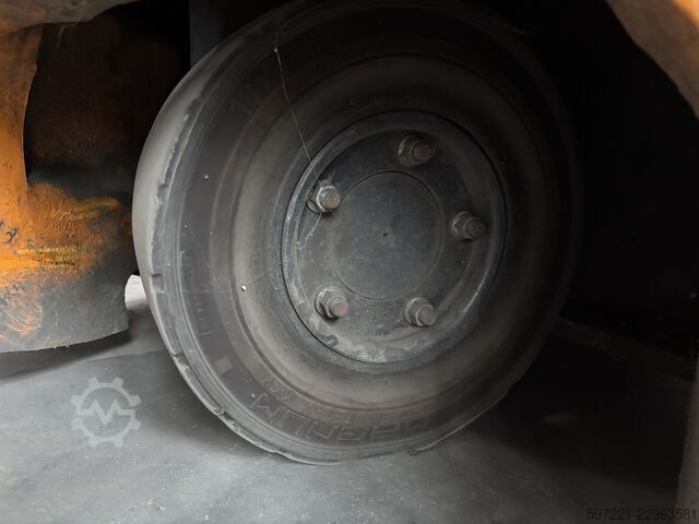 Electric - 3 wheels Still RX50-13
