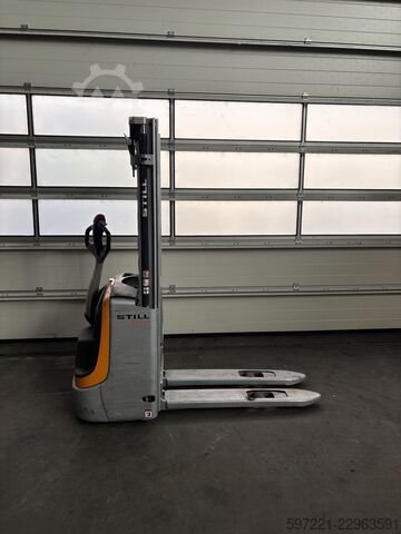Pallet Stackers Still EXV 12 Still Silber refurbished