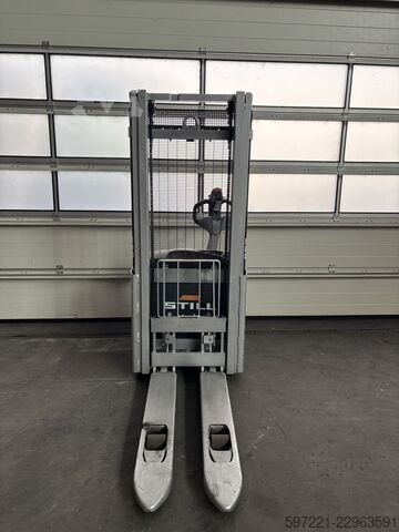 Pallet Stackers Still EXV 12 Still Silber refurbished