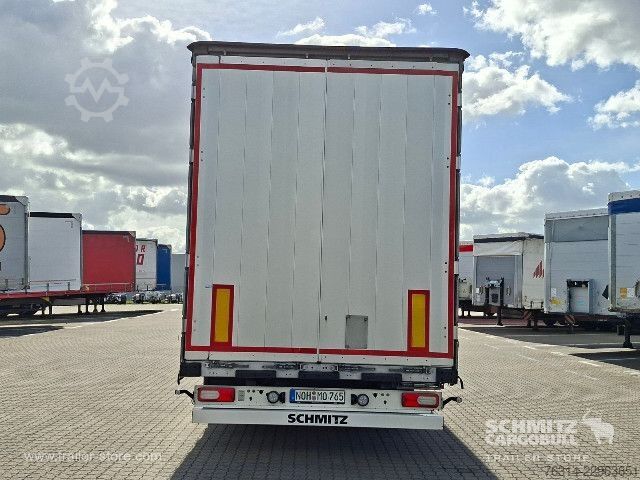 Open semitrailer with tarp Schmitz Cargobull Curtainsider Mega Getränke