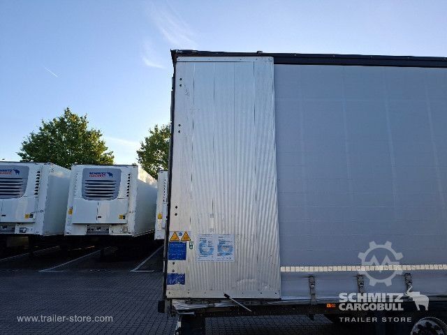 Open semitrailer with tarp Schmitz Cargobull Curtainsider Mega Getränke
