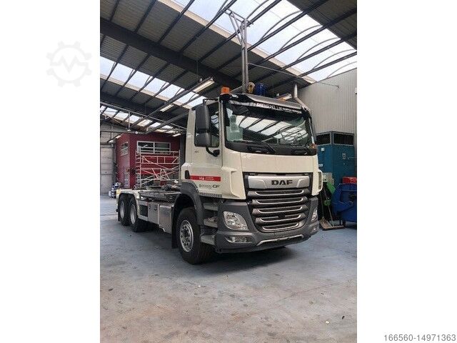DAF CF 480 FAT 6x4 with AJK hooksystem for containers
