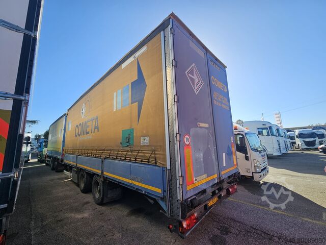 Truck with flatbed and tarpaulin Iveco Stralis AT260S46 Y/PS