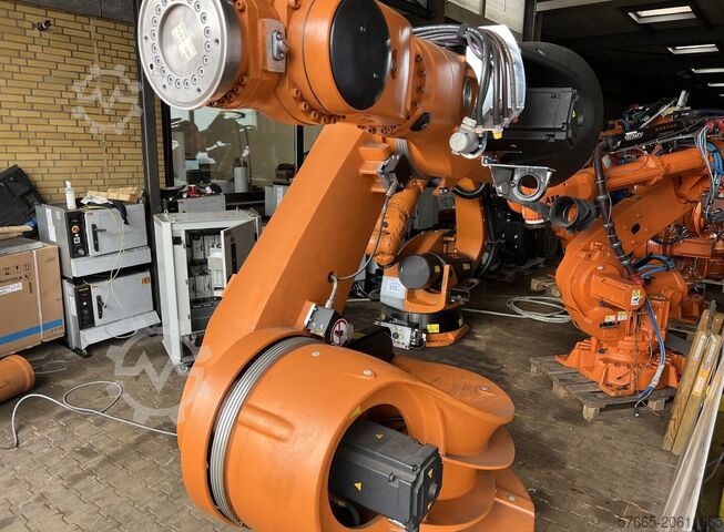 Industrial robot KUKA KR360-2 KRC2 ED05