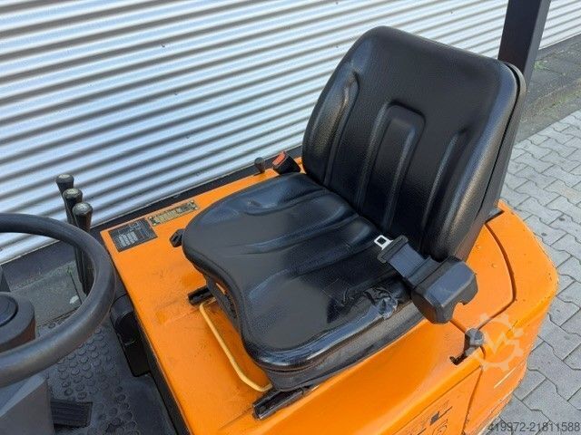 Electric 3-wheel forklift Still R50-15