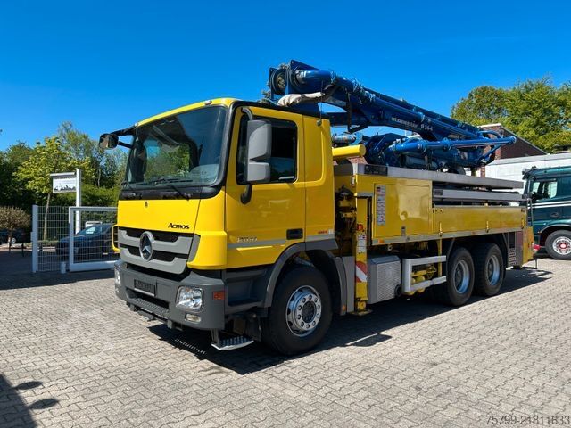 Concrete pump truck MERCEDES-BENZ 2641 Hallenmeister Betonpumpe BSF24 Meter4Knick