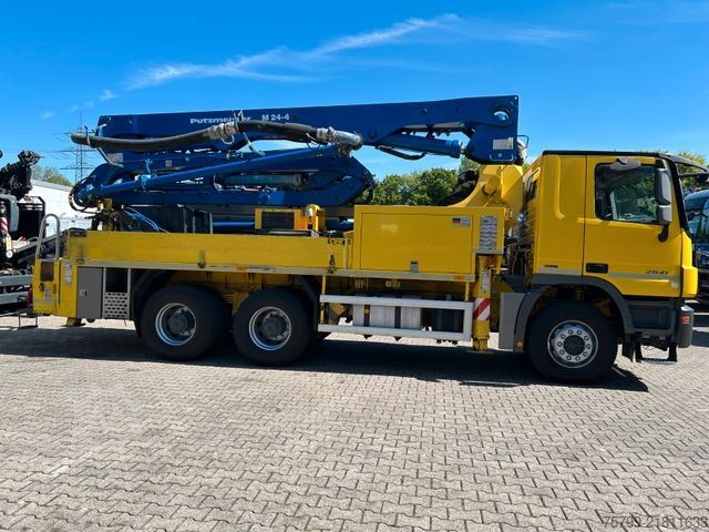 Concrete pump truck MERCEDES-BENZ 2641 Hallenmeister Betonpumpe BSF24 Meter4Knick