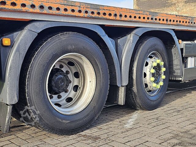 Platform trailer M.A.N. 26.420 TGS 6X2/4 ADR AT 285TKM