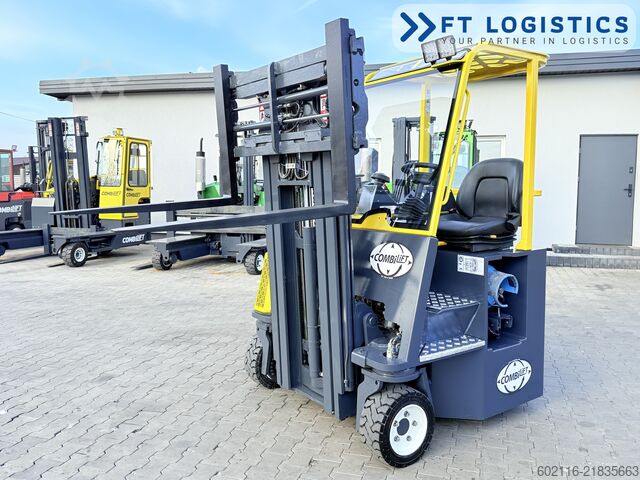 4-way forklift Combilift CB3000 GAS TRIPLEX 4900 FREE-LIFT