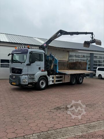Tipper with crane MAN TGS 26.320 6X2-4/ HMF 1643 Z CRANE/
