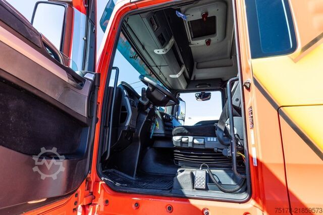 Standard tractor MAN TGX 18.440 XLX BLS + KIPHYDR.