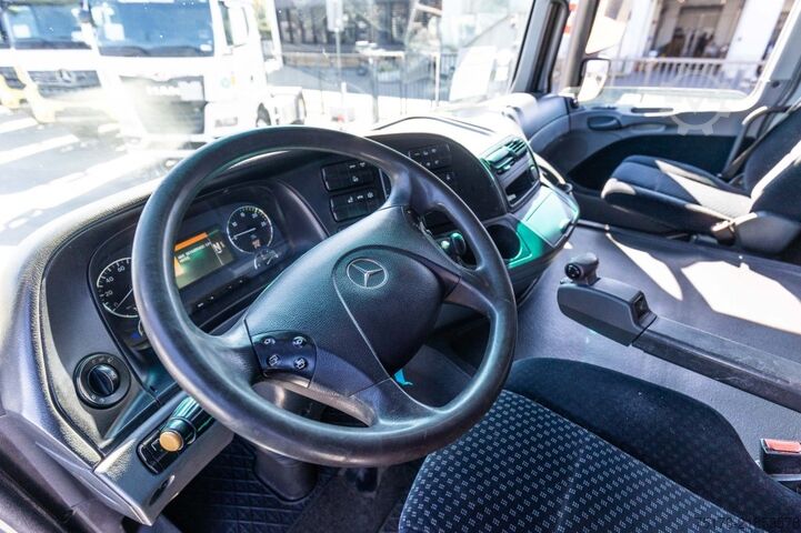 Standard tractor MERCEDES ACTROS 1844 LS MP3+VOITH+HYDR