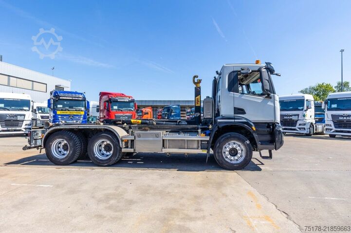 Hook arm system IVECO X-WAY 460