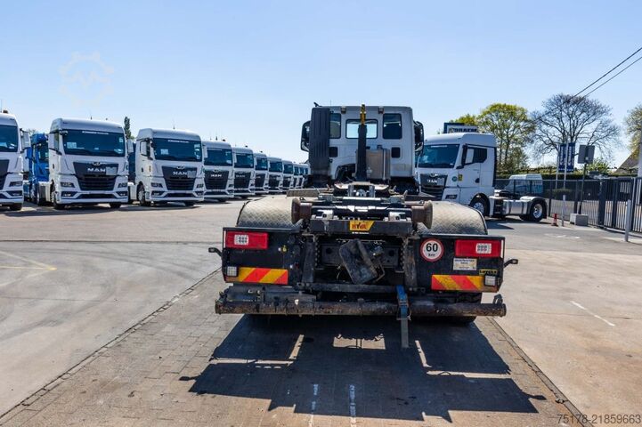 Hook arm system IVECO X-WAY 460