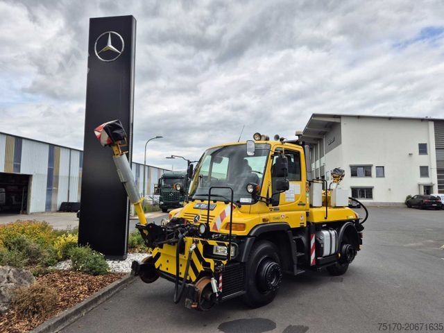 Special purpose truck MERCEDES-BENZ Unimog U400 4x4 Zweiwege ZAGRO 800t/52 Achsen