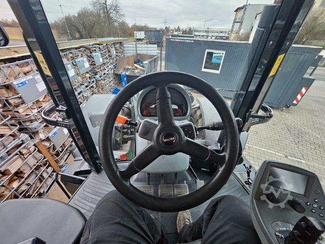 Forstfahrzeuge VALTRA Valtra S374 / 5.590h / Rückfahreinrichtung