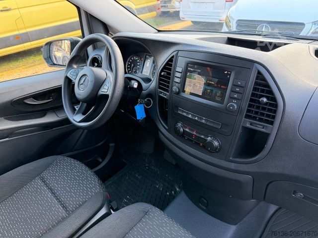 Minibus MERCEDES-BENZ Vito Tourer 114 CDI Automatik 9 Sitzer Klima LED