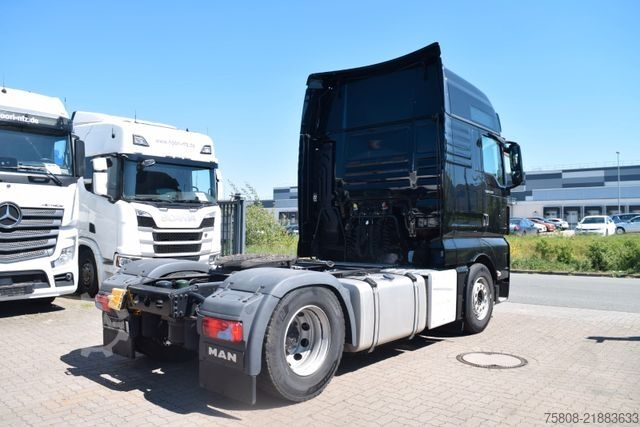 Standard tractor unit MAN TGX 18.500 2 Tanks 1160L Retarder ACC Standklima