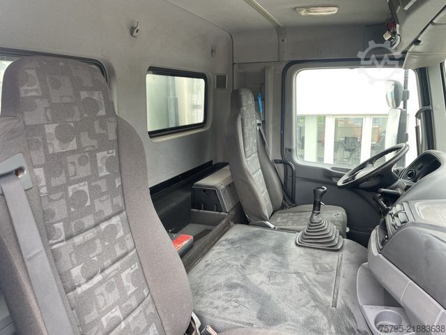 Tipper truck MERCEDES-BENZ Actros 4141 8x6 4 Achs Muldenkipper Meiller 17m³