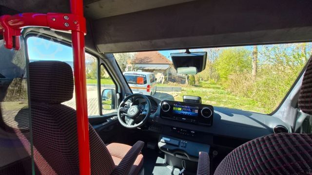 Minibus MERCEDES-BENZ 517 / 515 Frontniederflur mit  GSR 3 Systeme
