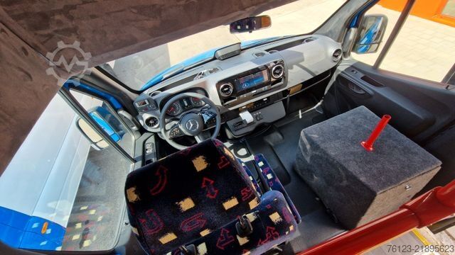 Minibus MERCEDES-BENZ 517 / 515 Frontniederflur mit  GSR 3 Systeme