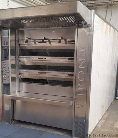 Four used TAGLIAVINI 6 electric outlets TAGLIAVINI 1824630