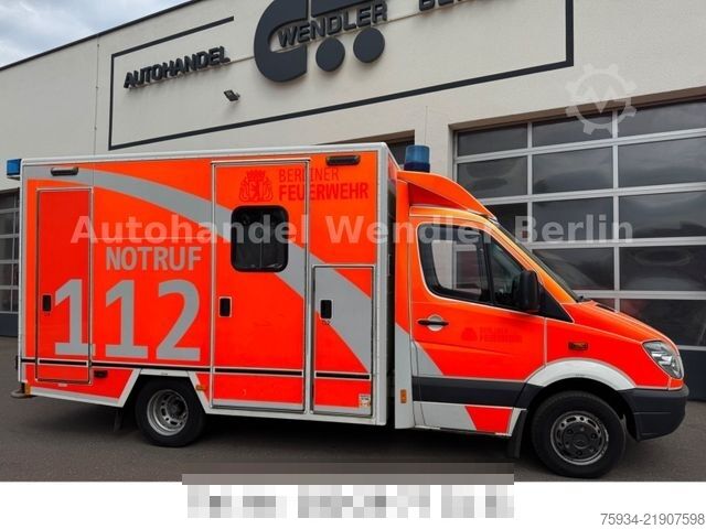 Fire truck MERCEDES-BENZ Sprinter 516 CDI RTW Fahrtec Stryker Trage+Stuhl
