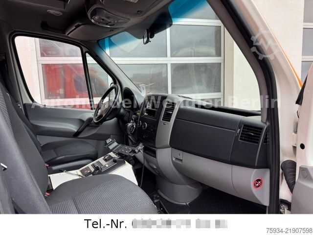 Fire truck MERCEDES-BENZ Sprinter 516 CDI RTW Fahrtec Stryker Trage+Stuhl