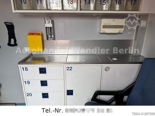 Fire truck MERCEDES-BENZ Sprinter 516 CDI RTW Fahrtec Stryker Trage+Stuhl