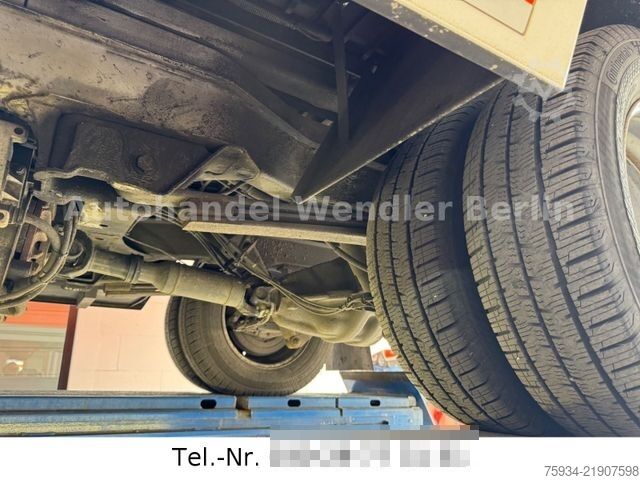 Fire truck MERCEDES-BENZ Sprinter 516 CDI RTW Fahrtec Stryker Trage+Stuhl