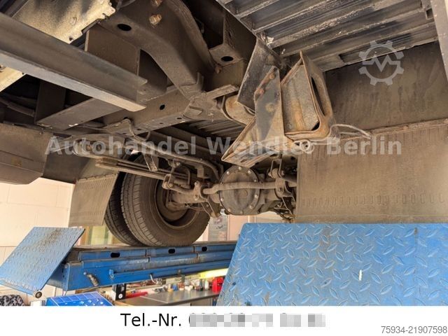 Fire truck MERCEDES-BENZ Sprinter 516 CDI RTW Fahrtec Stryker Trage+Stuhl