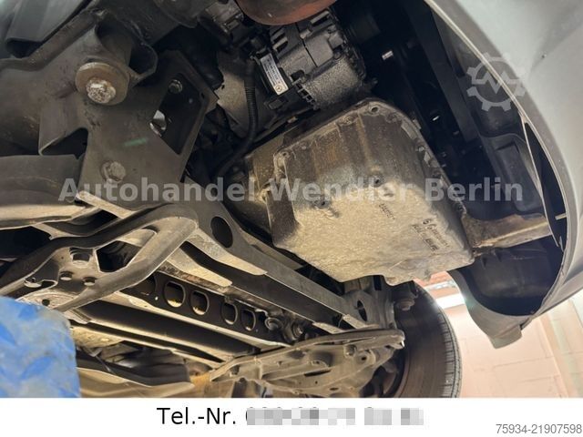 Fire truck MERCEDES-BENZ Sprinter 516 CDI RTW Fahrtec Stryker Trage+Stuhl