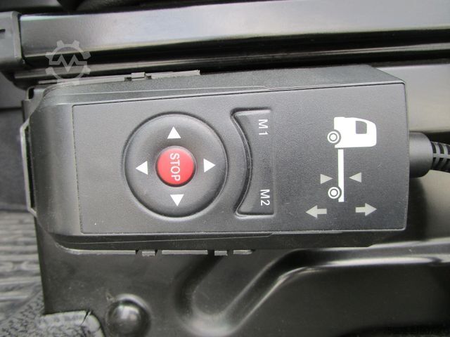 Standard tractor unit MERCEDES-BENZ Actros 1843 LS MP4 *EURO.6+2xKLIMA+Nebenantrieb*