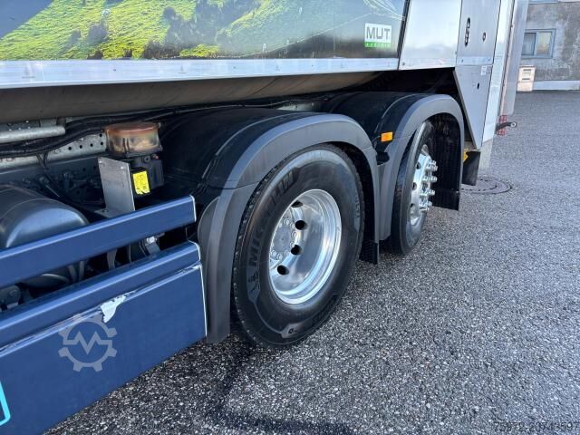 Müllwagen eActros 300L MUT MÜLLTROMMEL Müllsammelfahrzeug