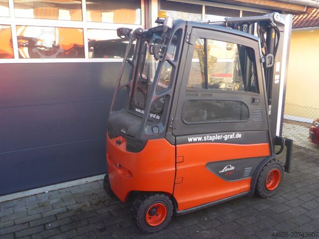 Elektro 4 Rad-Stapler Linde E30 HL-01/600