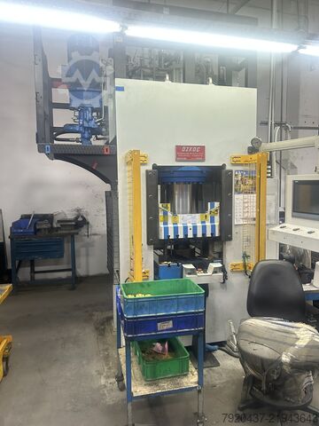 Hydraulische Presse OZKOC 300T