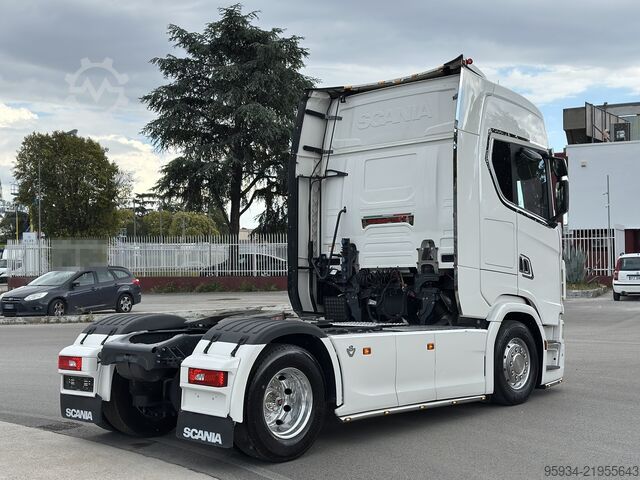 Standard tractor unit SCANIA 770 S