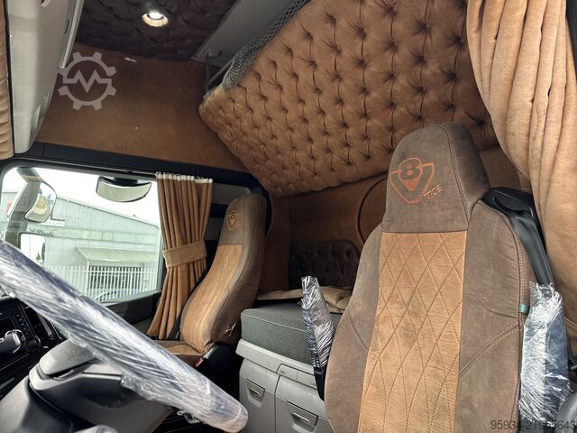 Standard tractor unit SCANIA 770 S