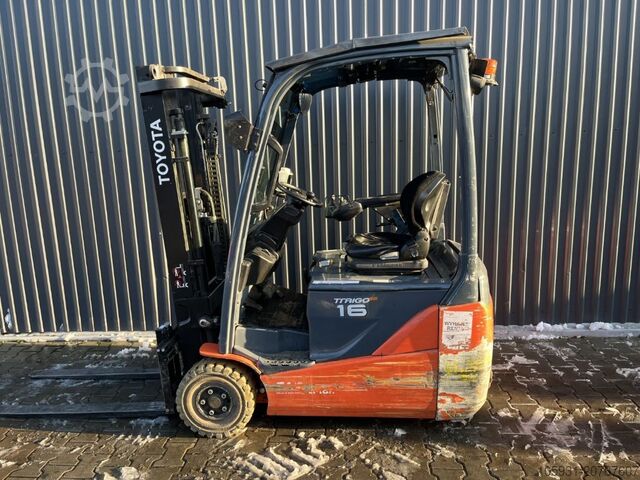 Elektro 3 Rad-Stapler Toyota 8FBEK16T