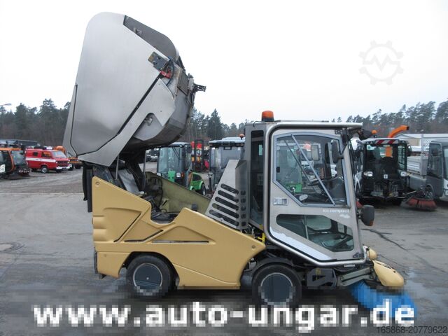 Kehrmaschine Tennant Applied 636 HS Green Machine 4x4 Kehrer