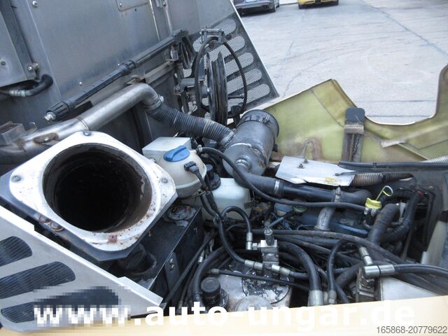 Kehrmaschine Tennant Applied 636 HS Green Machine 4x4 Kehrer