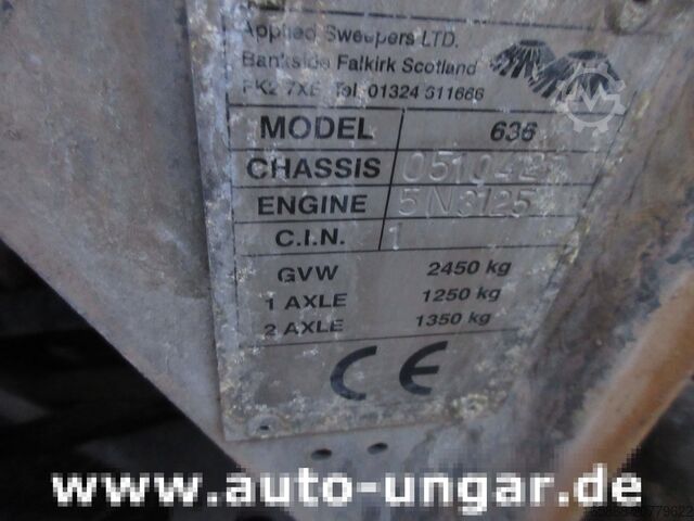 Kehrmaschine Tennant Applied 636 HS Green Machine 4x4 Kehrer