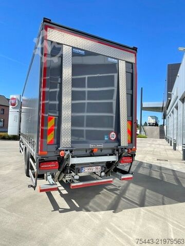 Sliding tarpaulin DAF XD 300 FA - 4x2 – D357 19T schuifzeil Alumac – ...