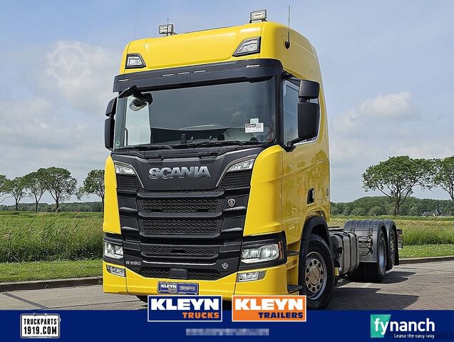 Chassis with cab SCANIA R580 6X2*4 WB4750 PTO V8