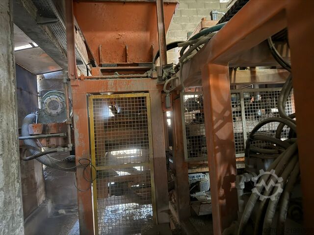 Betonsteinmaschine FORM IMPIANTI 1100 - FDA