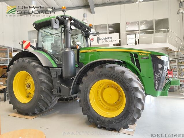 John Deere 8345R John Deere 8345R