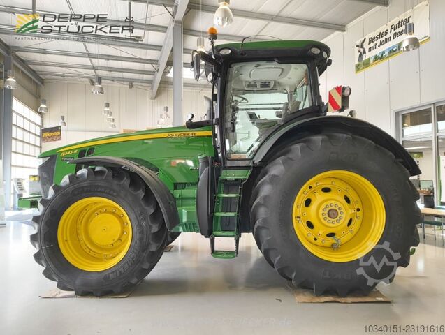 John Deere 8345R John Deere 8345R