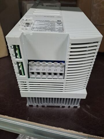 Vector Frequency Converter E82EV402K4C 4kW 320...526V IP20 Lenze E82EV402_4C